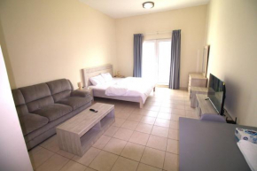 DRUVYA HOLIDAY HOMES, Bld DG079, Street No,3 Discovery Gardens, Close to The Gardens Metro 3 minutes walkable